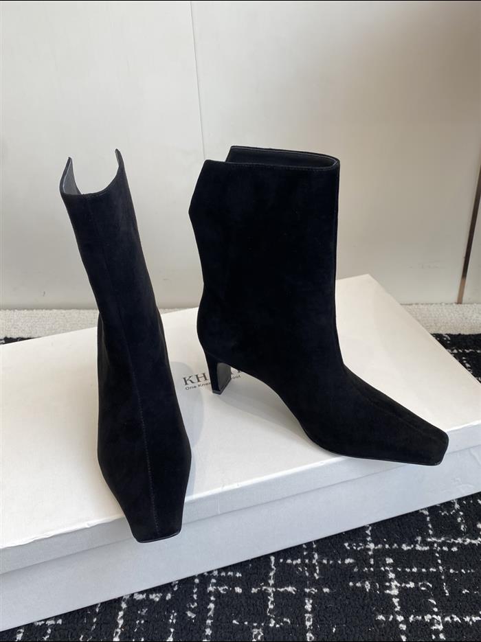 20251128174410239 390